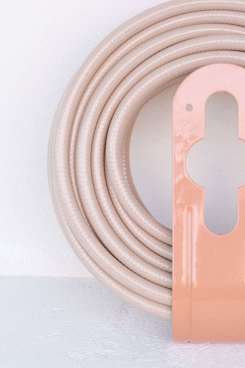 PREORDER: Nude Hose & Hanger