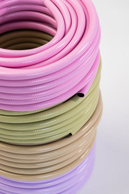 Coloured hoses only